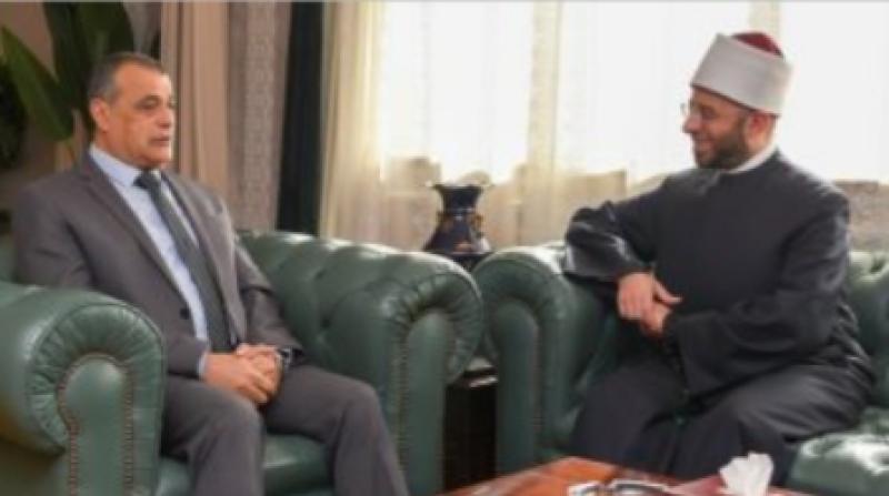 وزيرا ”الإنتاج الحربى” و”الأوقاف” يبحثان سبل تعزيز التعاون المشترك