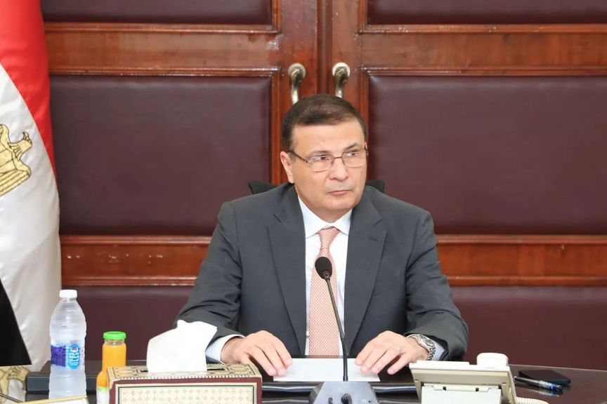 وزير الزراعة يتابع الموقف التنفيذي لمشروع التجمعات الزراعية التنموية في سيناء