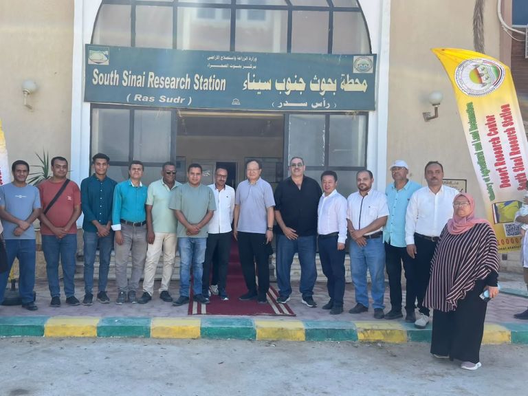 ”بحوث الصحراء”  يستقبل وفدًا صينيًا بمحطة بحوث جنوب سيناء لتعزيز التعاون البحثي والتكنولوجي