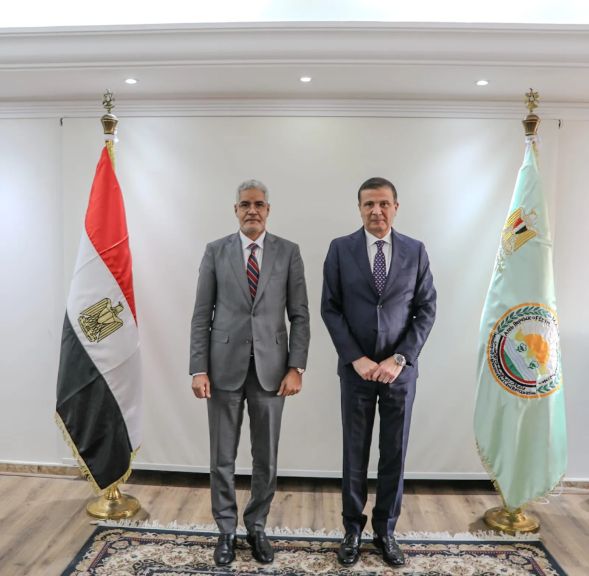 وزير الزراعة يبحث مع نظيره الموريتاني تعزيز سبل التعاون الزراعي المشترك