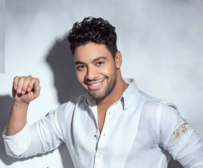 نجوم صنعوا مجدهم بالاصرار والعمل