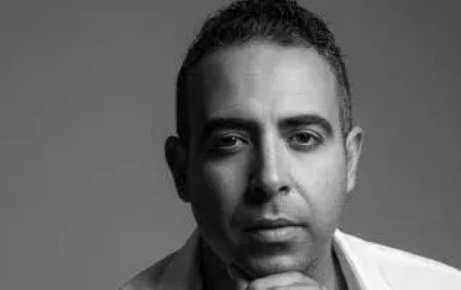 محمد عدوية يغنى تتر مسلسل على كلاى بطولة أحمد العوضى