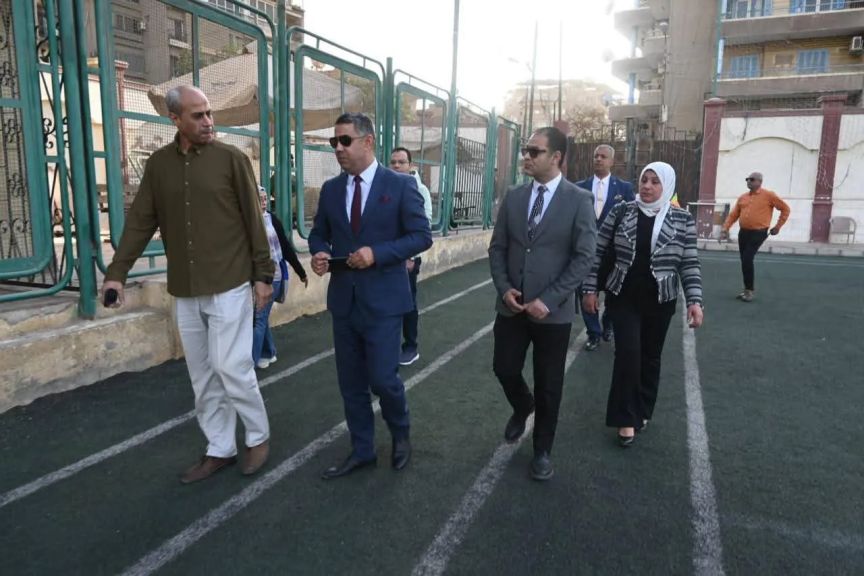 ” فوزى ” جولات مكوكية على مدار الساعة و يتفقد نادي الطيران الرياضي لمتابعة انتظام العمل