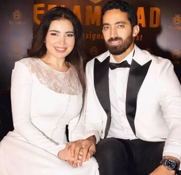 زوج مي عز الدين يعلن دخولها غرفة العمليات