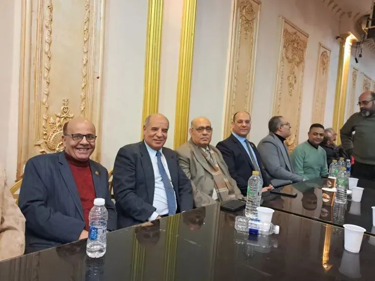 سحور رمضاني يجمع قيادات سياسية وإعلامية في ضيافة النائب أحمد إدريس بنادي إسكو