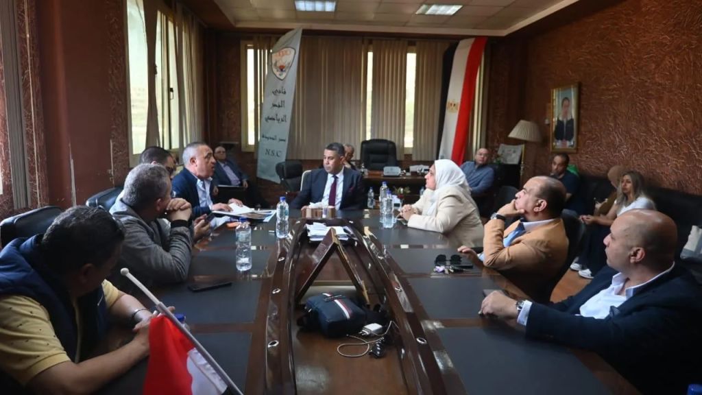 المهندس هشام قطب..يشيد بزيارة..المستشار محمود فوزي وكيل وزارة الشباب والرياضة للنصر