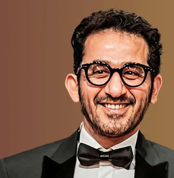 انتظروا النجم أحمد حلمي بي العودة إلي شاشة السينما بعد فترة من الغياب عن البطولة السينمائيه من خلال فيله الجديد ((حدوته))